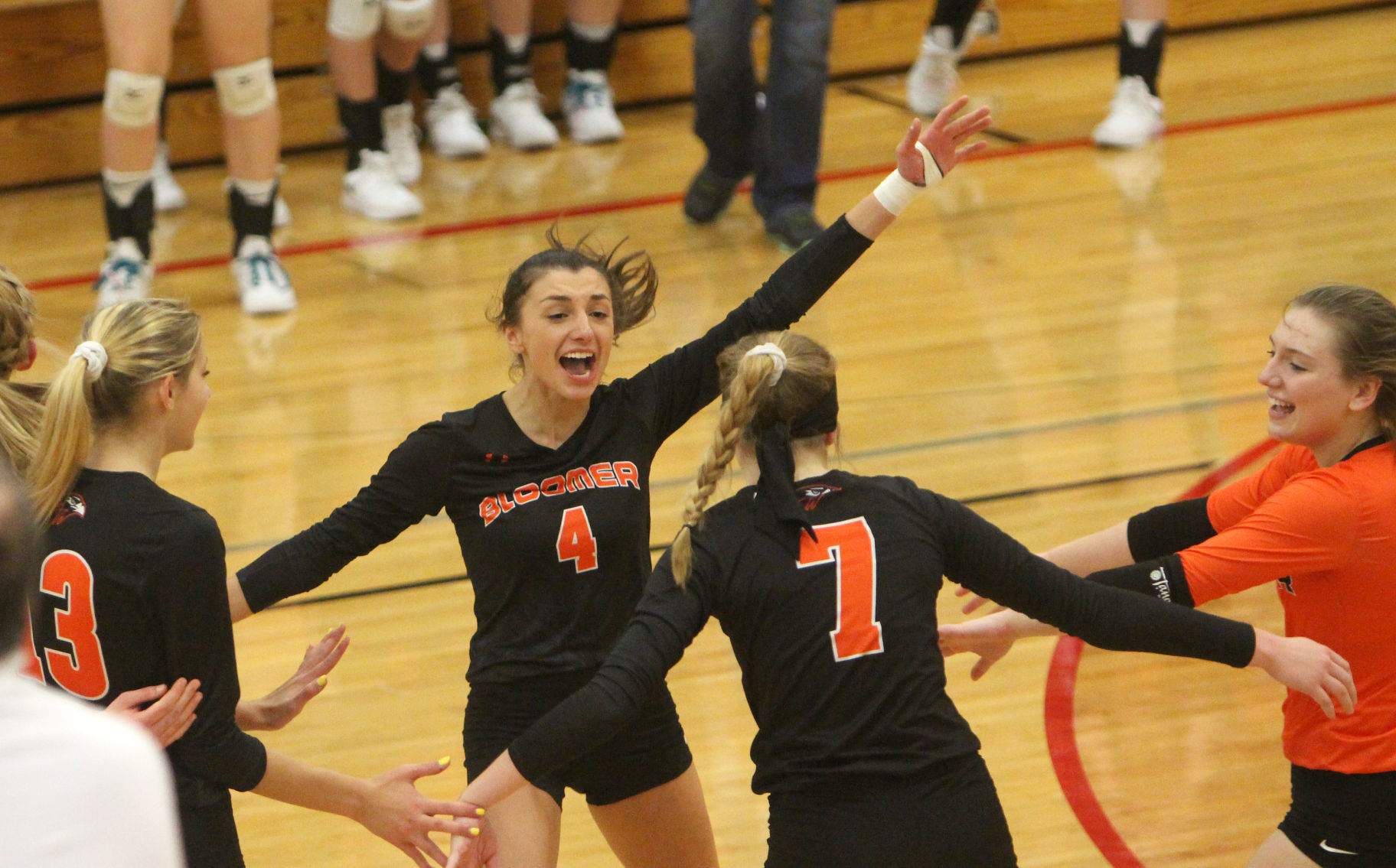 Bloomer volleyball vs Mosinee 10-27-18
